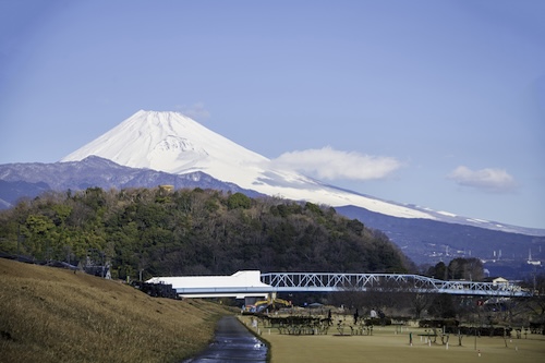 狩野川ふれあい広場から見る富士山の画像