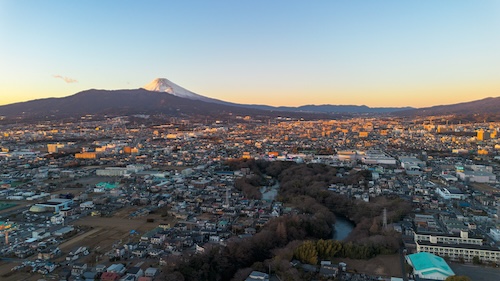冬の夕景の空撮画像2