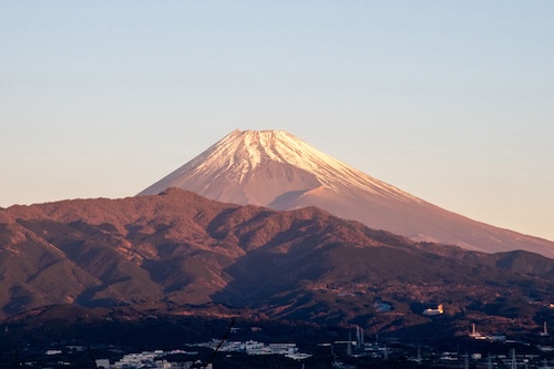 本城山山頂から見る富士山（明け方）の画像２