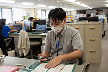 インターン(会議準備)