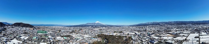 堂庭地区上空から撮影したパノラマ写真（雪景色）